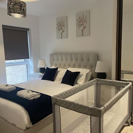 The Godfreys, Edinburgh Way, Harlow Luaran gambar
