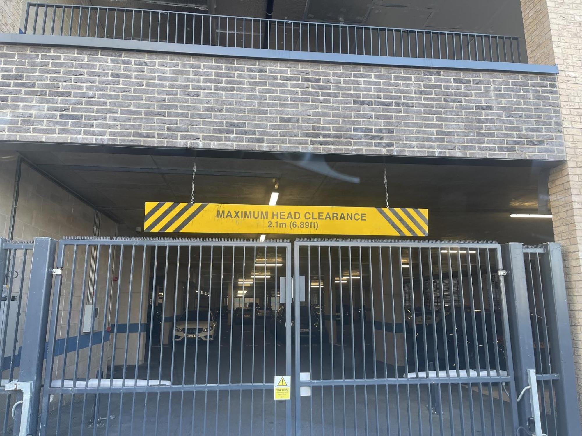 The Godfreys, Edinburgh Way, Harlow Bilik gambar
